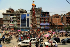 The Rato Machchendranath chariot, almost ready to be pulled through the streets of Patan ©Donatella Lorch